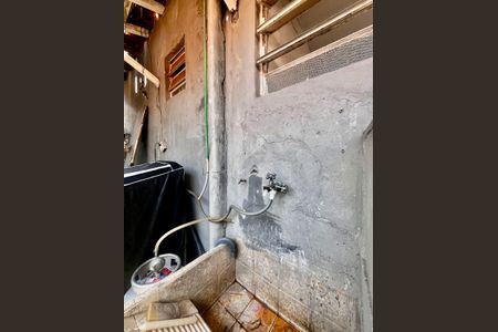 Casa à venda com 139m², 2 quartos e 1 vagaÁrea de serviço