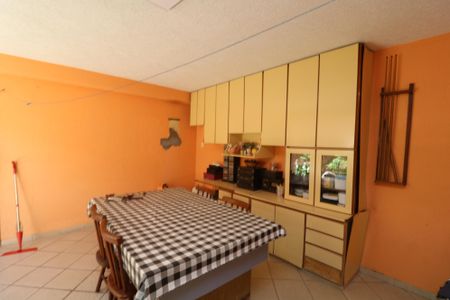 Casa à venda com 148m², 3 quartos e 2 vagasChurrasqueira