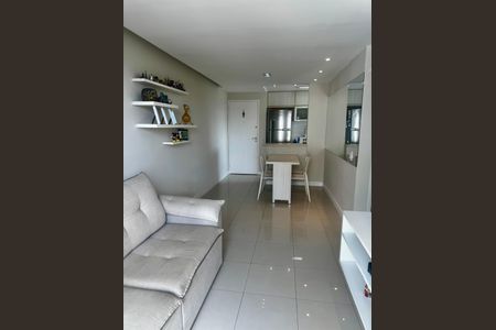 Sala de apartamento para alugar com 2 quartos, 50m² em Campinho, Rio de Janeiro