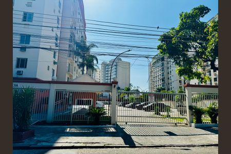 Apartamento para alugar com 50m², 2 quartos e 1 vagaFachada