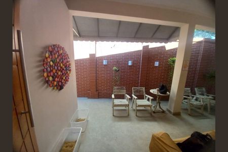 Casa à venda com 144m², 3 quartos e 7 vagas