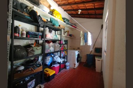 Casa à venda com 144m², 3 quartos e 7 vagas