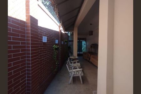 Casa à venda com 144m², 3 quartos e 7 vagas