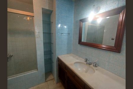 Apartamento à venda com 165m², 3 quartos e 1 vaga