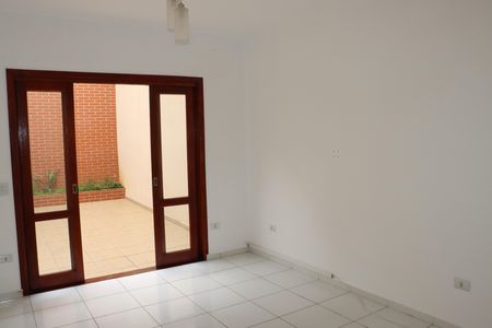 Sala de casa para alugar com 2 quartos, 65m² em Quinta dos Angicos, Cotia