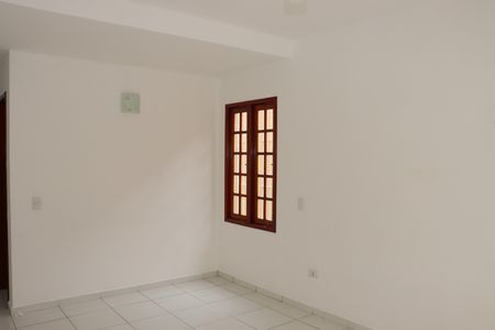 Sala de casa para alugar com 2 quartos, 65m² em Quinta dos Angicos, Cotia