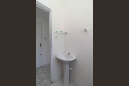 Banheiro de apartamento para alugar com 1 quarto, 25m² em Cidade Baixa, Porto Alegre