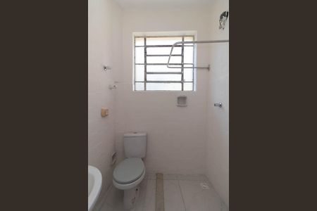 Banheiro de apartamento para alugar com 1 quarto, 25m² em Cidade Baixa, Porto Alegre