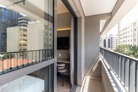 Apartamento para alugar com 26m², 1 quarto e sem vaga Apartamento para alugar com 26m², 1 quarto e sem vagaVaranda