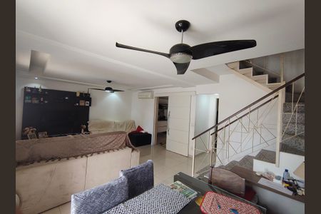 Sala de casa de condomínio para alugar com 4 quartos, 166m² em Freguesia (jacarepaguá), Rio de Janeiro