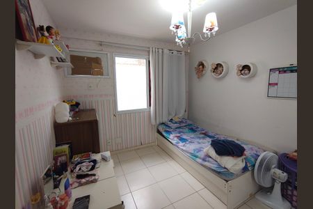 Casa de condomínio à venda com 166m², 4 quartos e 2 vagasSuíte 1