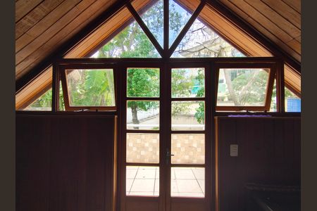 Casa de condomínio à venda com 166m², 4 quartos e 2 vagasSuíte 4