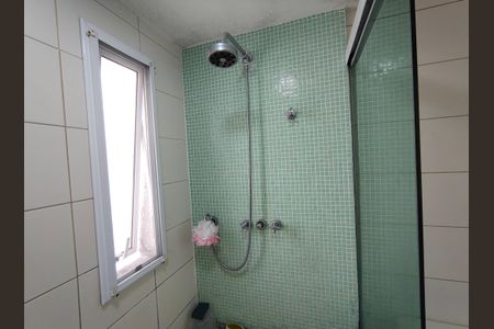 Casa de condomínio à venda com 166m², 4 quartos e 2 vagasBanheiro da Suíte 2