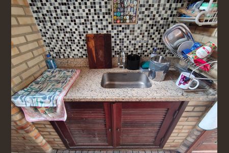 Casa de condomínio à venda com 166m², 4 quartos e 2 vagasÁrea Gourmet