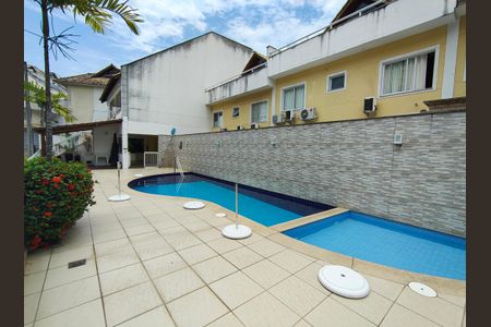 Casa de condomínio à venda com 166m², 4 quartos e 2 vagasÁrea comum