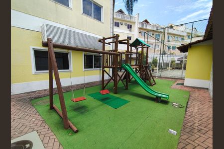 Casa de condomínio à venda com 166m², 4 quartos e 2 vagasÁrea comum