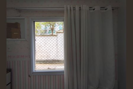 Casa de condomínio à venda com 166m², 4 quartos e 2 vagasSuíte 1