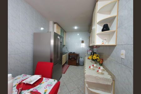 Casa para alugar com 239m², 4 quartos e 1 vaga Casa para alugar com 239m², 4 quartos e 1 vagaCozinha