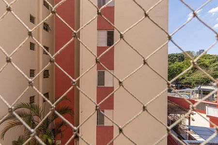 Vista Quarto 1 de apartamento à venda com 2 quartos, 50m² em Vila Carmosina, São Paulo