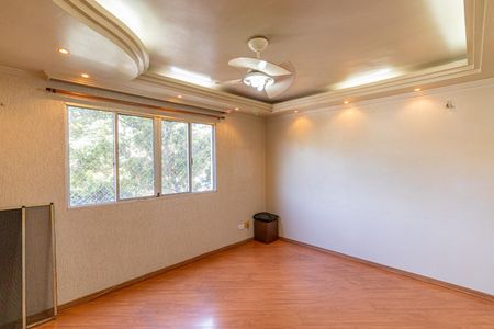 Sala de apartamento à venda com 2 quartos, 50m² em Vila Carmosina, São Paulo