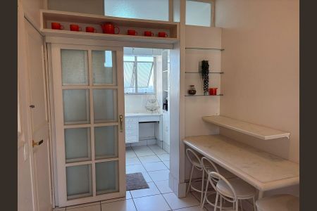 Cozinha de apartamento à venda com 3 quartos, 100m² em Cerqueira César, São Paulo