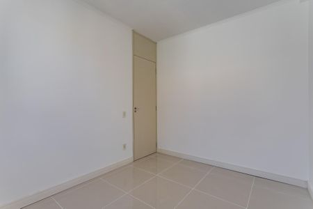 Quarto 2 de apartamento à venda com 2 quartos, 42m² em Mário Quintana, Porto Alegre