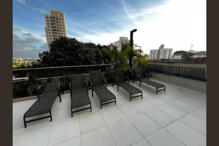 Apartamento à venda com 40m², 1 quarto e 1 vaga Apartamento à venda com 40m², 1 quarto e 1 vagaÁrea comum - Piscina