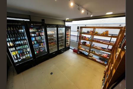 Apartamento à venda com 40m², 1 quarto e 1 vaga Apartamento à venda com 40m², 1 quarto e 1 vagaMercado