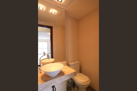 Apartamento à venda com 197m², 4 quartos e 4 vagas Apartamento à venda com 197m², 4 quartos e 4 vagasLavabo