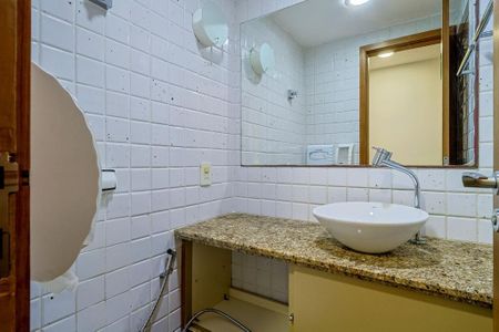 Casa de condomínio à venda com 320m², 1 quarto e 6 vagasFoto 24