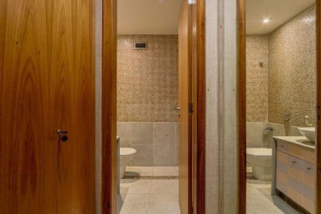 Casa de condomínio à venda com 320m², 1 quarto e 6 vagasFoto 05