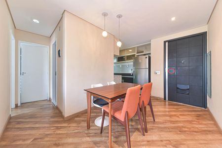 Apartamento à venda com 70m², 2 quartos e 1 vagaSala