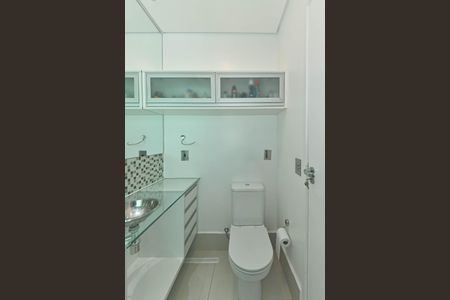 Apartamento à venda com 70m², 2 quartos e 1 vagaBanheiro da Suíte