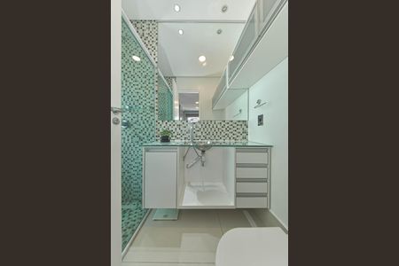 Apartamento à venda com 70m², 2 quartos e 1 vagaBanheiro da Suíte