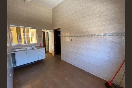 Casa à venda com 180m², 4 quartos e 1 vaga Casa à venda com 180m², 4 quartos e 1 vagaFoto 16