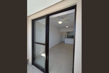 Apartamento para alugar com 124m², 3 quartos e 1 vaga Apartamento para alugar com 124m², 3 quartos e 1 vagaVaranda da Sala