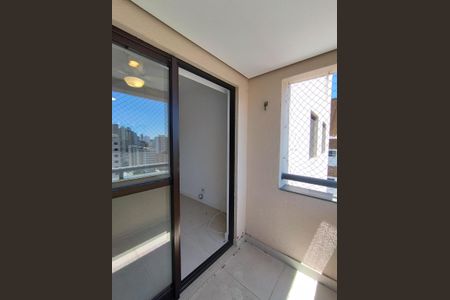 Apartamento para alugar com 124m², 3 quartos e 1 vaga Apartamento para alugar com 124m², 3 quartos e 1 vagaVaranda da Sala