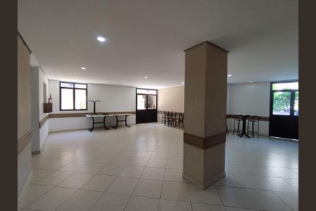 Apartamento para alugar com 124m², 3 quartos e 1 vaga Apartamento para alugar com 124m², 3 quartos e 1 vagaÁrea comum - Salão de festas
