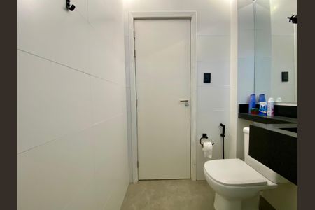 Banheiro Social de apartamento para alugar com 1 quarto, 40m² em Guilhermina, Praia Grande