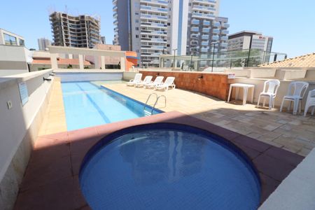 Apartamento à venda com 64m², 2 quartos e 1 vagaÁrea comum - Piscina