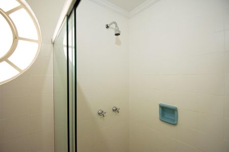 Apartamento à venda com 343m², 4 quartos e 3 vagas Apartamento à venda com 343m², 4 quartos e 3 vagasBanheiro da Suíte 3