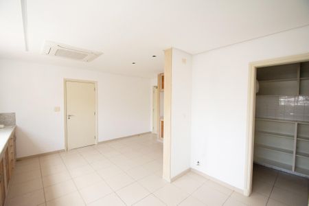 Apartamento à venda com 343m², 4 quartos e 3 vagas Apartamento à venda com 343m², 4 quartos e 3 vagasCozinha
