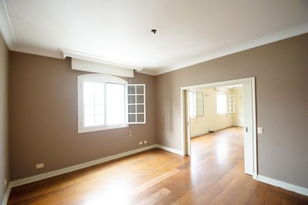 Apartamento à venda com 343m², 4 quartos e 3 vagas Apartamento à venda com 343m², 4 quartos e 3 vagasSala 2