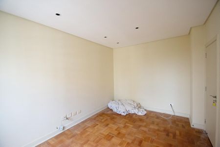 Apartamento à venda com 343m², 4 quartos e 3 vagas Apartamento à venda com 343m², 4 quartos e 3 vagasSala 4