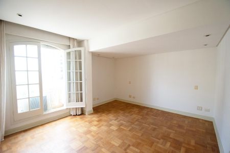 Apartamento à venda com 343m², 4 quartos e 3 vagas Apartamento à venda com 343m², 4 quartos e 3 vagasSuíte 1