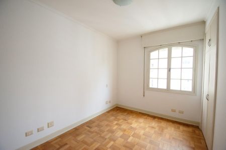 Apartamento à venda com 343m², 4 quartos e 3 vagas Apartamento à venda com 343m², 4 quartos e 3 vagasSuíte 3