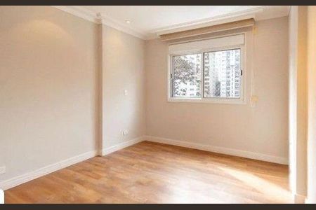 Apartamento à venda com 4 quartos, 198m² em Itaim Bibi, São Paulo