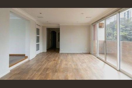 Apartamento à venda com 4 quartos, 198m² em Itaim Bibi, São Paulo