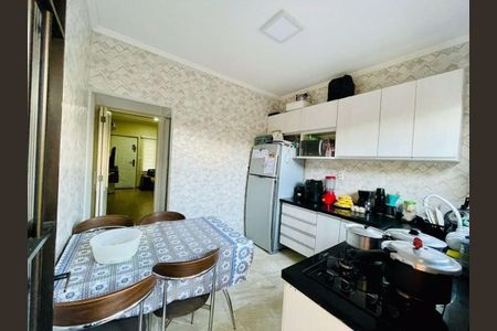 Casa à venda com 2 quartos, 160m² em Vila Mariana, São Paulo