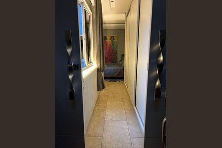 Casa à venda com 3 quartos, 200m² em Vila Olímpia, São Paulo